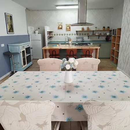 Апартаменты Casa Junin Сан-Мамес-де-Меруэло