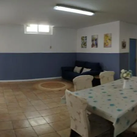 Апартаменты Casa Junin Сан-Мамес-де-Меруэло